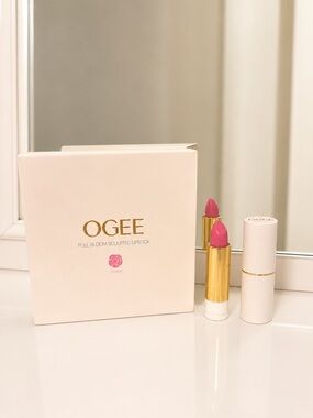 OGEE Full Bloom Sculpted Lipstick - Cezanne - Organic ✨✨New Item✨✨